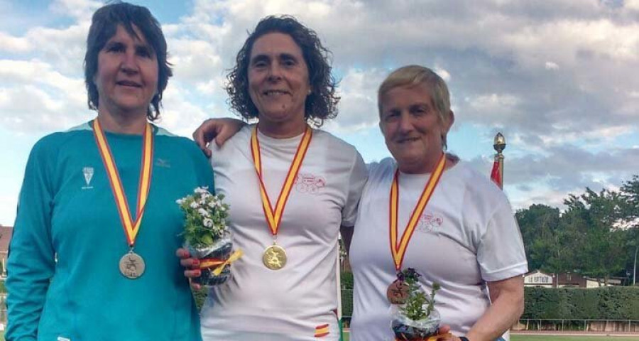 La vilagarciana Ana Abuín, campeona de España de lanzamientos