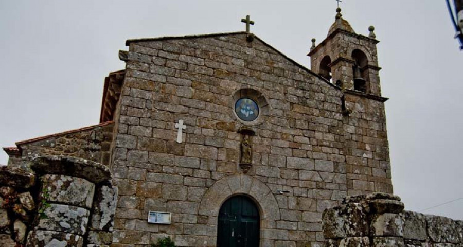 La comisión de fiestas de Adina suspende la misa 
de San Miguel por desavenecencias con el sacristán