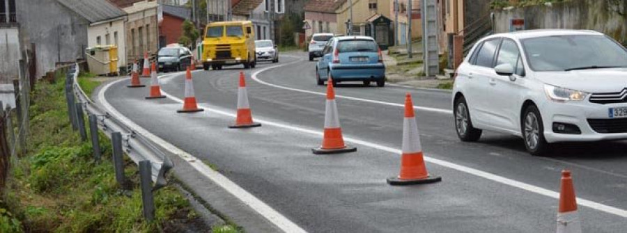 La Xunta refuerza la seguridad en un tramo de la Avenida de Ferrol donde había accidentes