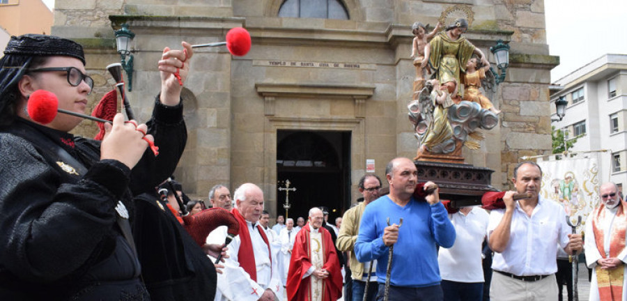 La celebración de la patrona de Ribeira reaviva el debate de la elección del festivo local