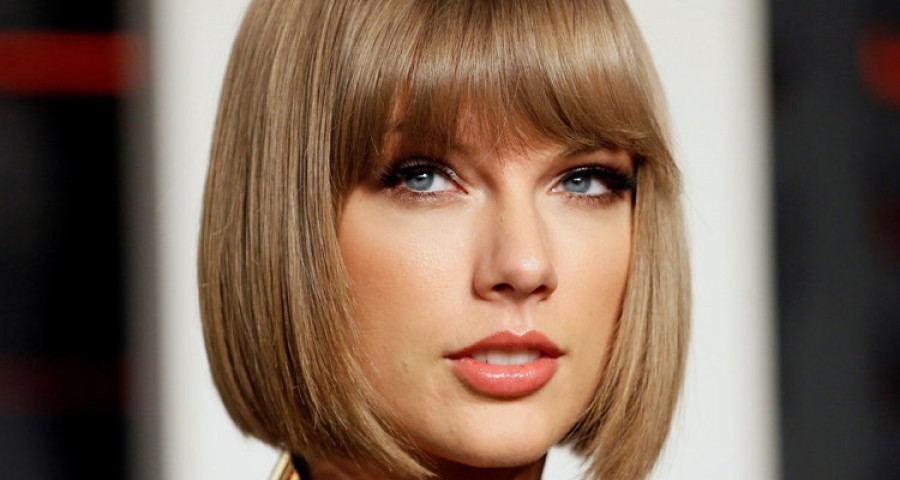 Taylor Swift canta el hit que escribió para Calvin Harris