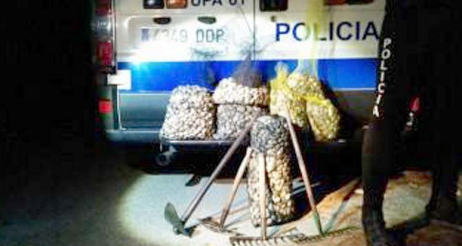 La Policía Autonómica imputa a 15 personas por furtivismo en Boiro
