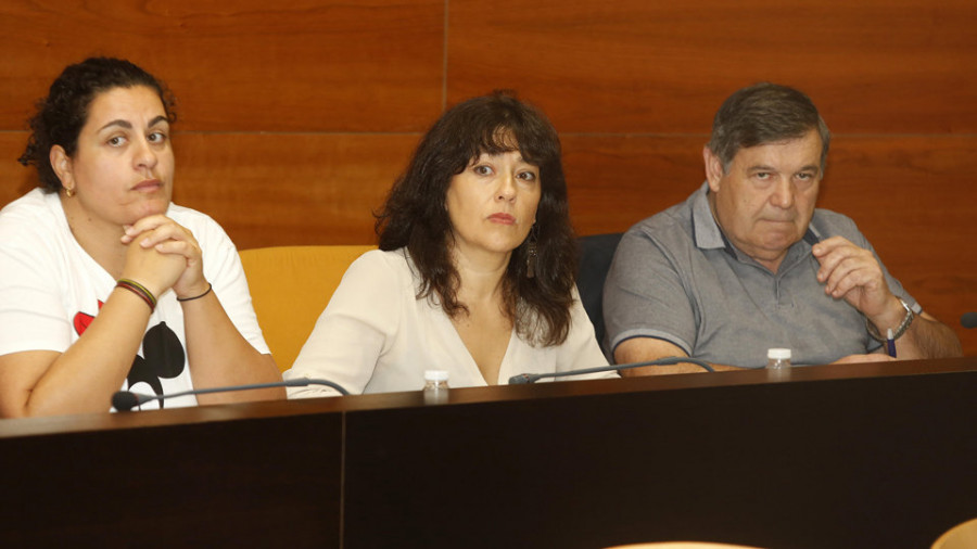 El PSOE de Sanxenxo acusa al gobierno de "mentir e xogar cos veciños" con el proyecto del campo de Dorrón