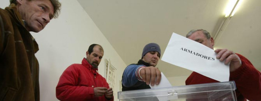 Mar zanja el conflicto de Carril al convocar elecciones en las cofradías el 28 de junio