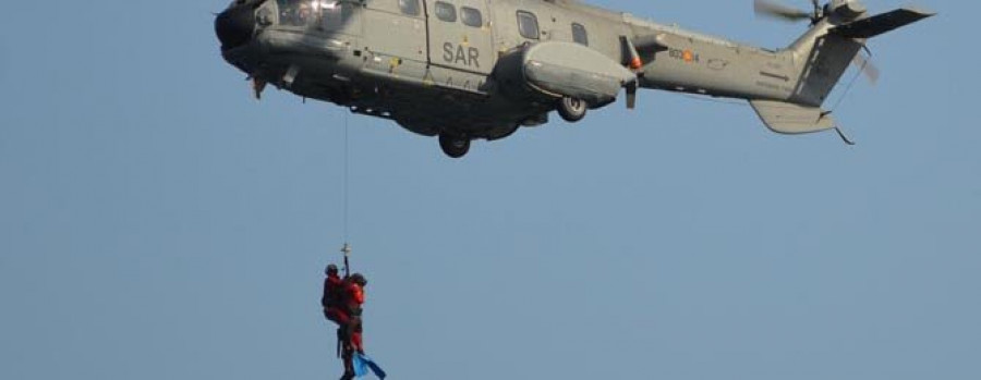 Vistoso simulacro de rescate aéreo en Riveira