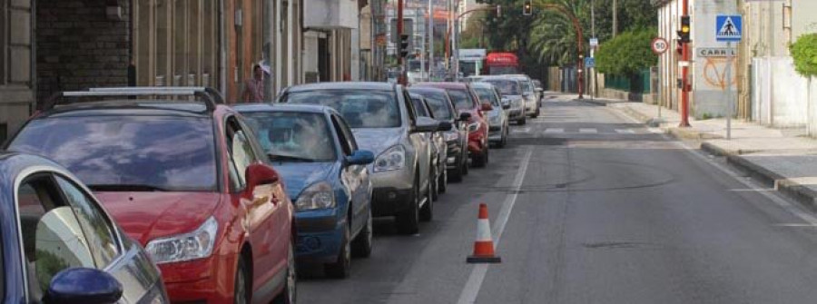 El tráfico por Juan Carlos I y Rosalía de Castro se reducirá a un carril mañana por obras de asfaltado