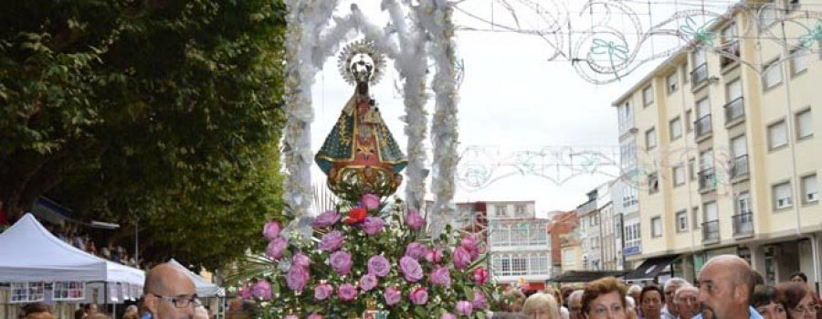 RIANXO - El encuentro de hermandades, santuarios y cofradías aumenta el fervor por la Virgen de Guadalupe