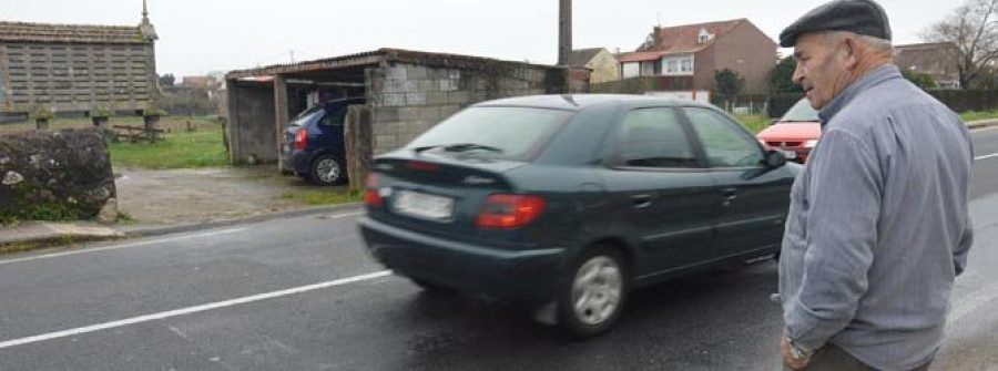 A POBRA-El Concello estudia la instalación de algún radar de velocidad en el tramo de la AC-305 en O Campiño