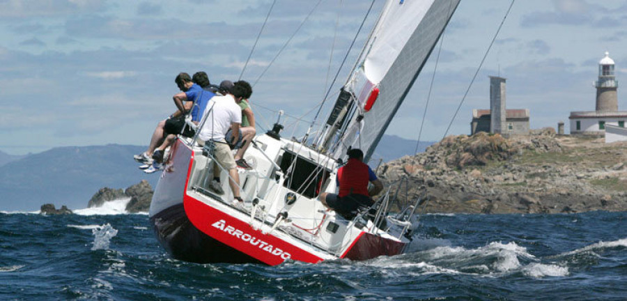 La Regata Ramiro Carregal une hoy a las flotas de Noia y Arousa