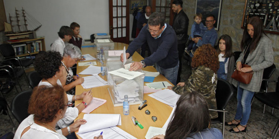 Villanueva logra una amplia mayoría  en las elecciones a la Cofradía de Carril