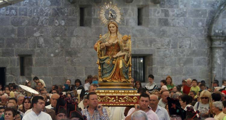 El fervor religioso tiene nombre propio en Meis: la Romería da Virxe das Cabezas
