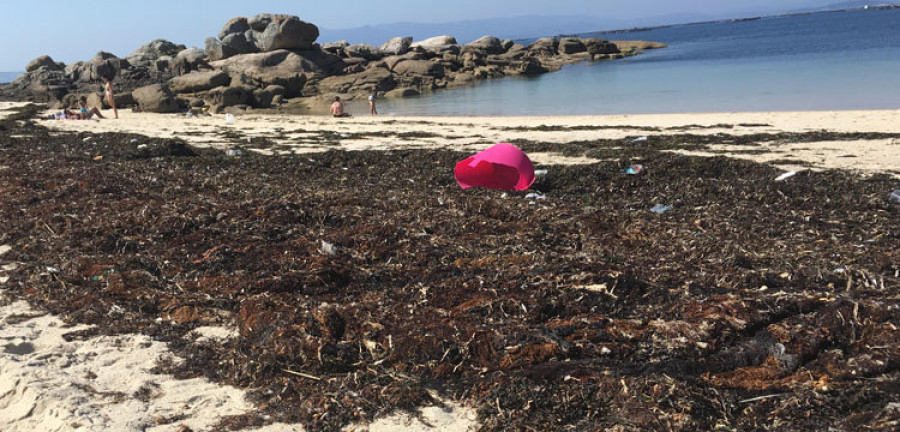 El PP critica la ausencia de distintivos de calidad en las playas