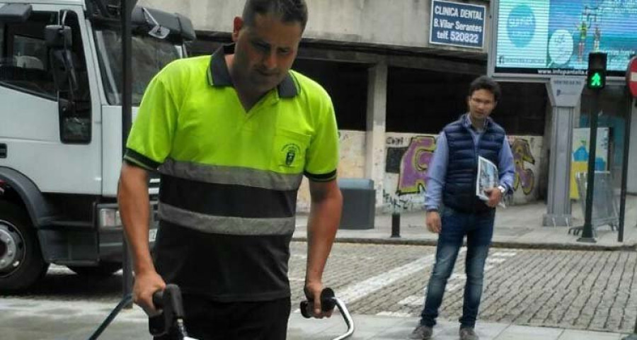 Obras traza una hoja de ruta para mejorar el servicio de limpieza en el casco urbano y las parroquias