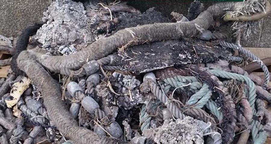 Detienen a dos vecinos de Boiro por robar 660 kilos de plomo de pesca