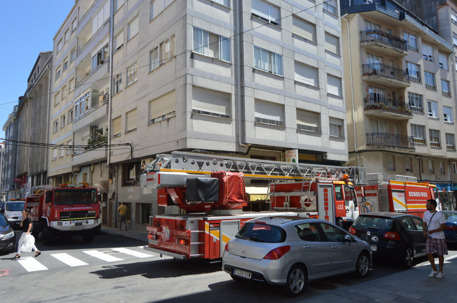 RIVEIRA - Alertan de un incendio en una cocina en un céntrico piso de la ciudad