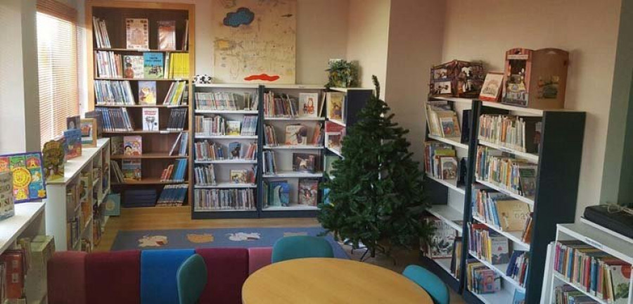 La biblioteca de Vilalonga reabre el viernes sus puertas con una gran fiesta infantil tras un año cerrada