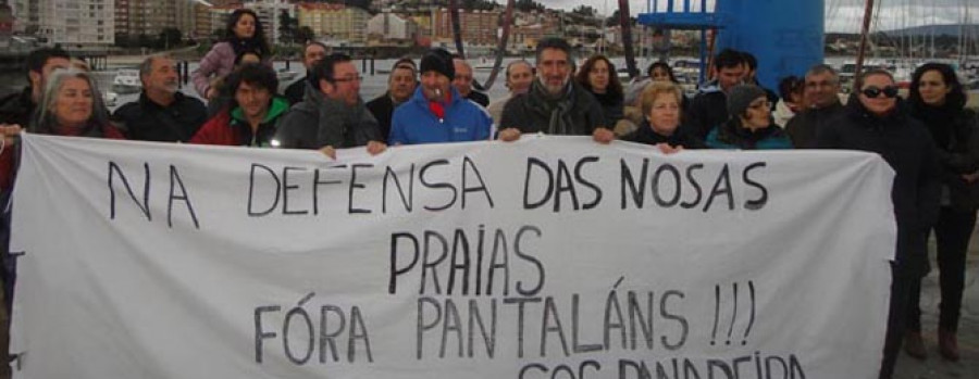 El Náutico reanuda las obras por sorpresa y SOS Panadeira las paraliza