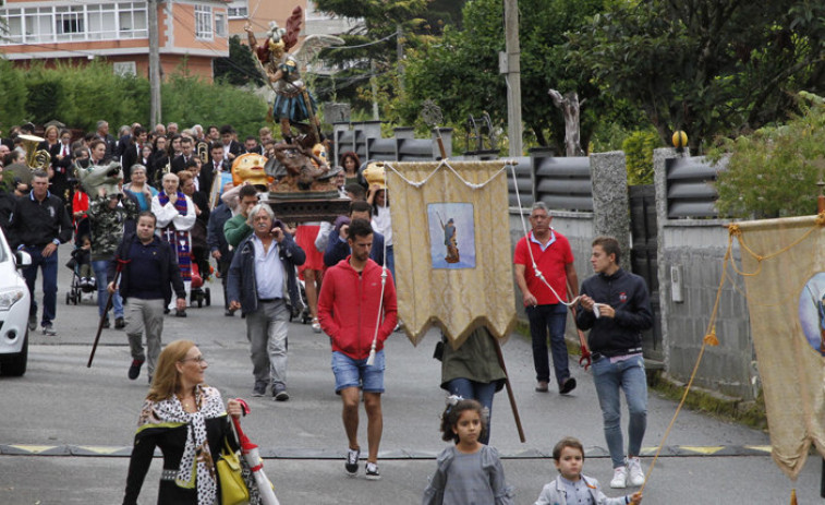 Duelo festivo entre Trabanca y A Torre en San Miguel