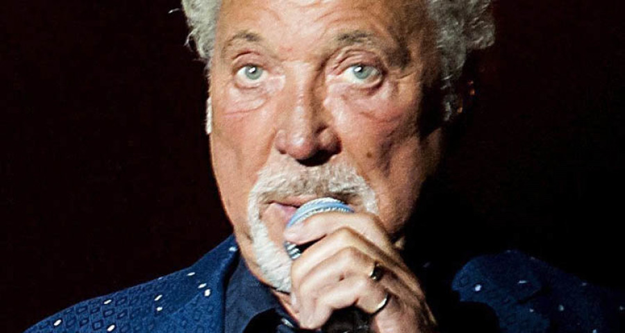 Tom Jones: “También sufrí acoso sexual al principio de mi carrera”