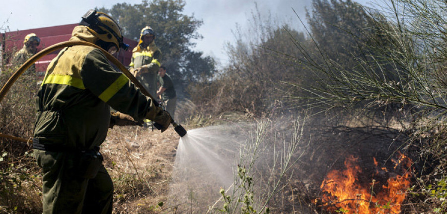 Galicia registra durante el fin de semana 29 incendios nocturnos