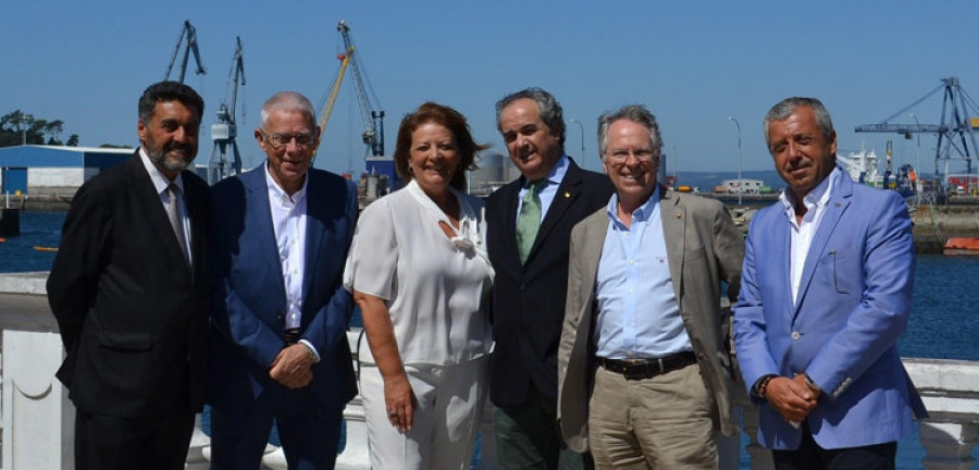 El Carmen reúne a Sagrario Franco con cinco expresidentes del Puerto