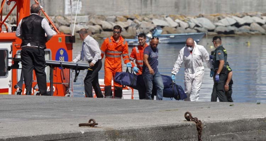 Rescatan del agua el cuerpo sin vida de una mujer en A Illa de Arousa