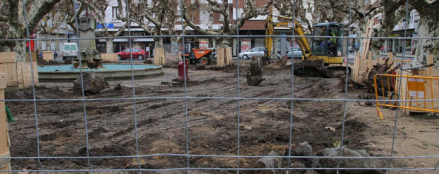 La mejora de la Praza de España inicia el tramo fuerte de las obras