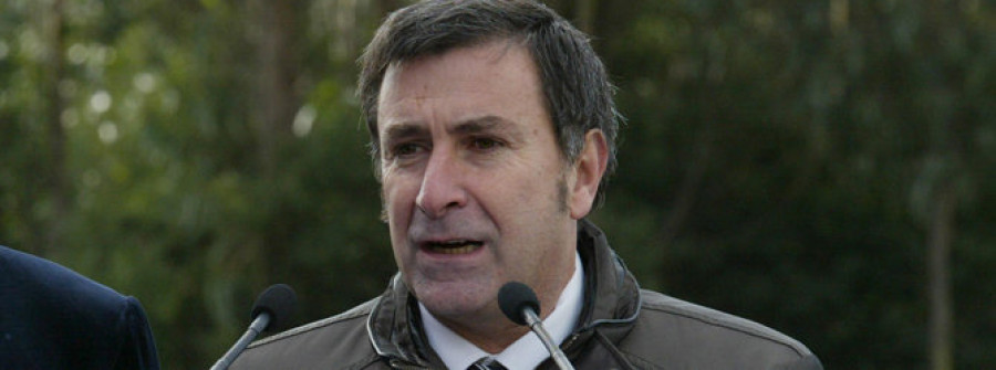 RIVEIRA - Ruiz propondrá reducir y congelar los impuestos municipales para 2016