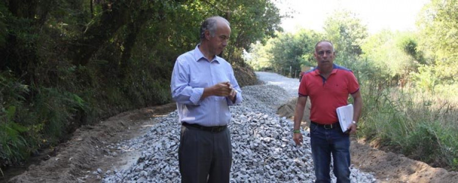 VILANOVA - El Concello abre una carretera que unirá Paderne con el vial al puerto