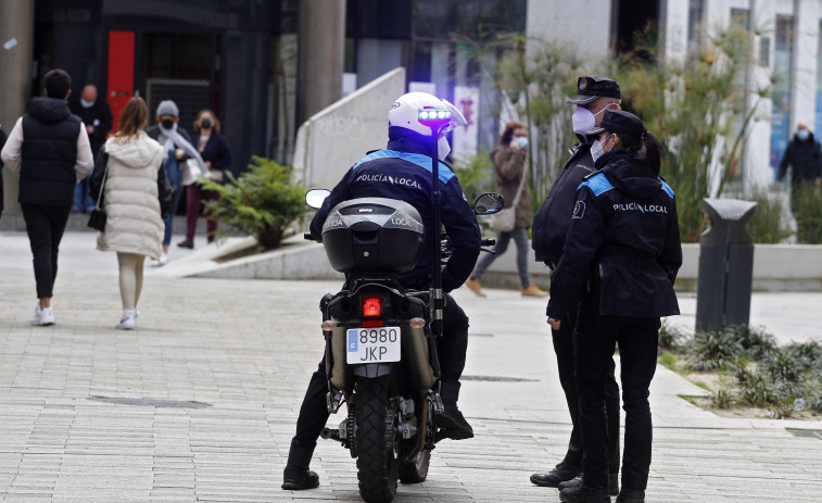 Vilagarcía presenta una veintena de denuncias tras el primer fin de semana sin estado de alarma