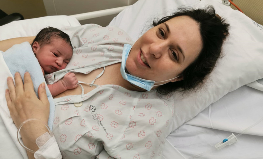 Meison Toribio Bermúdez se convirtió en el primer bebé del año en el Hospital do Barbanza