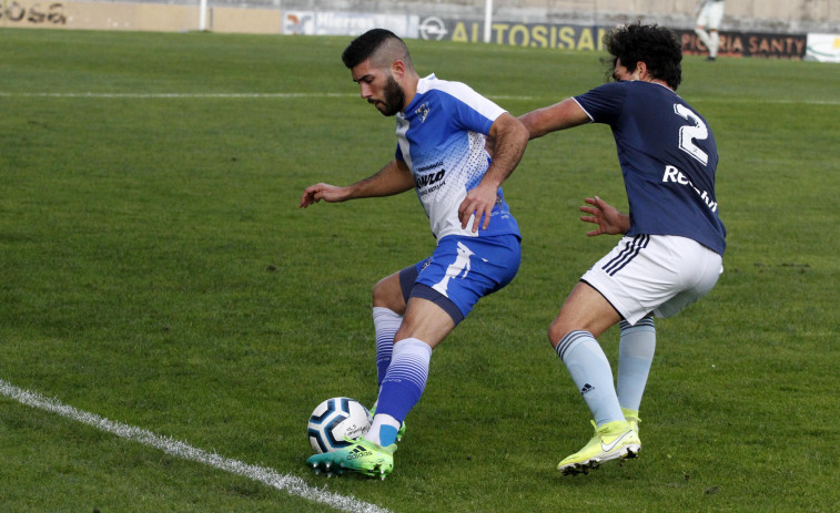 Un gol de Dani Abalo en el minuto 89 da la victoria al Portonovo ante el Moaña en el campo Iago Aspas