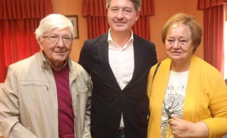 Fallece el socialista Pepe Cacabelos, padre del regidor de O Grove, que será despedido mañana en la intimidad
