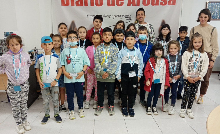 El alumnado de Primaria del CEIP Plurilingüe de Artes visita Diario de Arousa