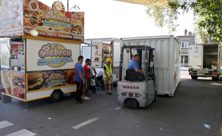 Cambados prende la mecha de la Festa do Albariño con vino en las food trucks y Nicky Jam