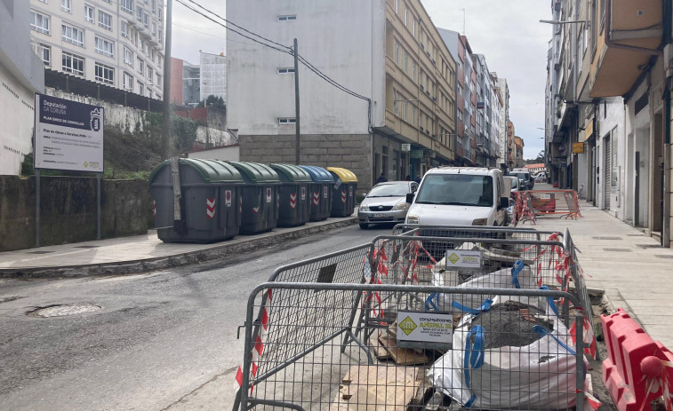Media decena de calles del centro de Ribeira sufrirán restricciones de tráfico para proceder a su pavimentación