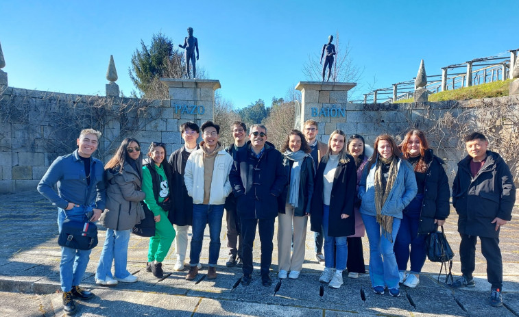Alumnado de la Escuela de Turismo de A Coruña visita la Ruta do Viño Rías Baixas