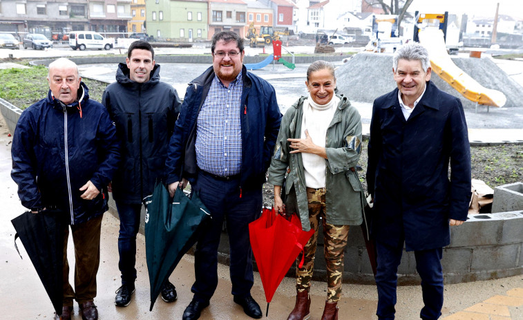 A Illa suspende la inauguración de O Regueiro y Castelao debido a dos entierros