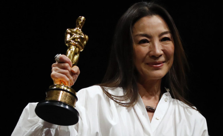 La actriz Michelle Yeoh: 