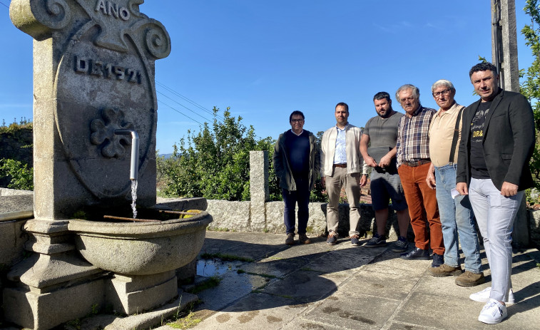 El Concello de Caldas inicia la restauración de la fuente centenaria de Pazo