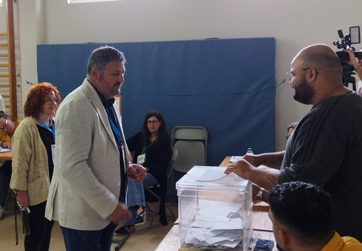 Liso González BNG voto Cambados elecciones municipales
