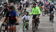 Los ciclistas llenan Cambados en una Festa da Bicicleta en la que predominó el ambiente familiar