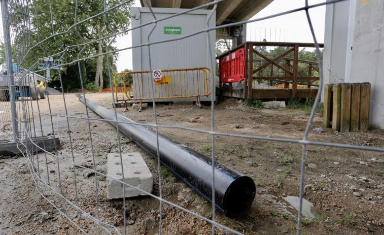 Las obras del puente de Pontearnelas dejan sin agua a Meis y Ribadumia