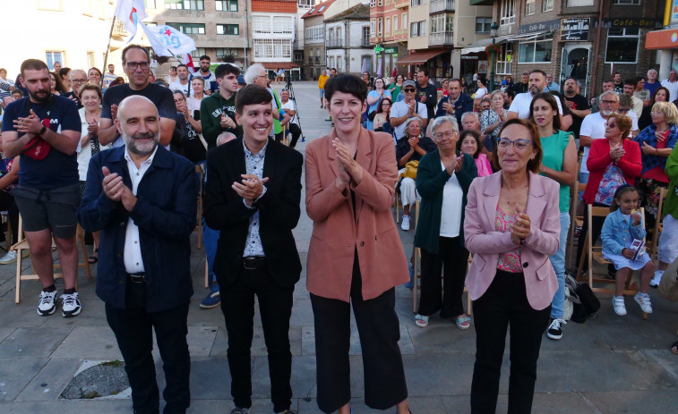 Pontón apela en Ribeira al voto al BNG para que Galicia sea respetada y contener el 