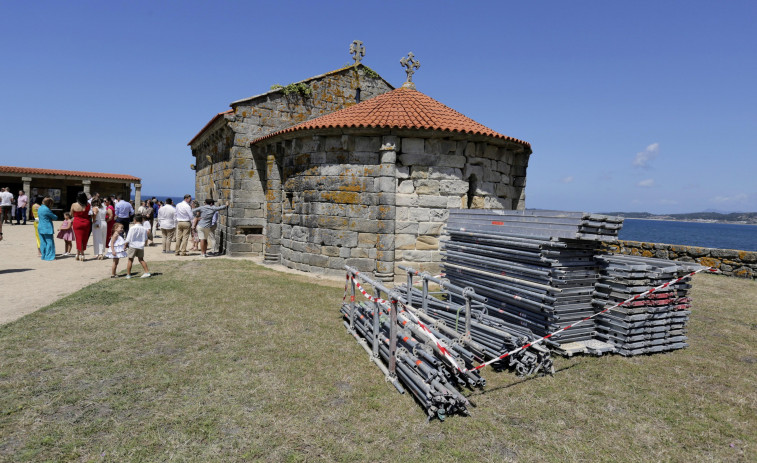 Arrancan los trabajos de rehabilitación de la ermita de Nosa Señora da Lanzada