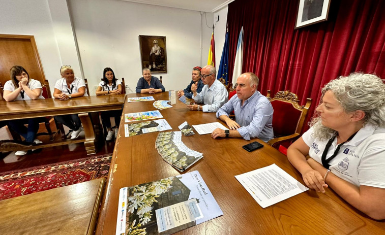 El alumnado del Obradoiro de Turismo de Vilanova inicia un proyecto de visitas guiadas gratuitas por el municipio