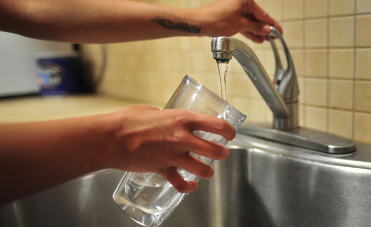 Hoteles, institutos y centros de menores pagaron por falsos análisis del agua