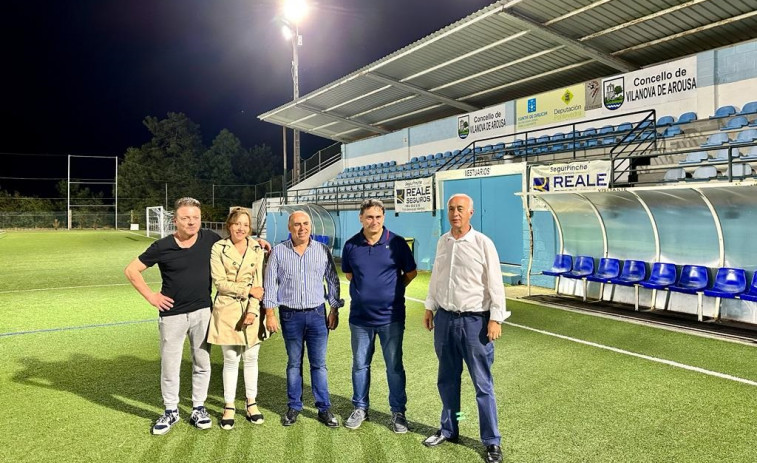 Los campos de fútbol de Vilanova estrenan iluminación led tras una inversión de 143.000 euros