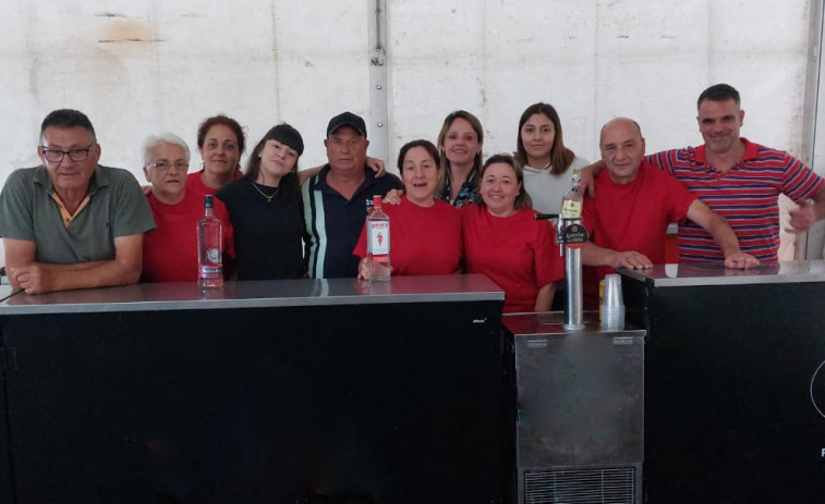 El lugar boirense de Bermo acogió una exitosa tercera edición de la Festa da Amizade