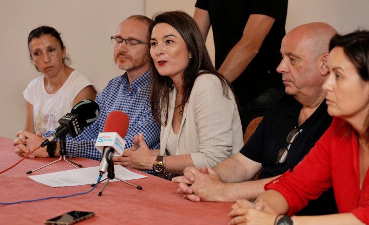 El PP de Cambados denuncia un recorte en las ayudas municipales y González lamenta que Fole “se quede no titular”